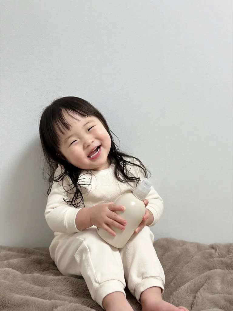 모빌·러그 위생, 베이킹소다 + 진공이 진드기를 잡아요